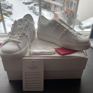 VALENTINO SNEAKERS